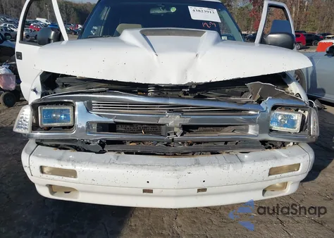 1997 Chevrolet S-10 Ls Sportside из США, поврежденный, VIN 1GCCS19X5V8115876
